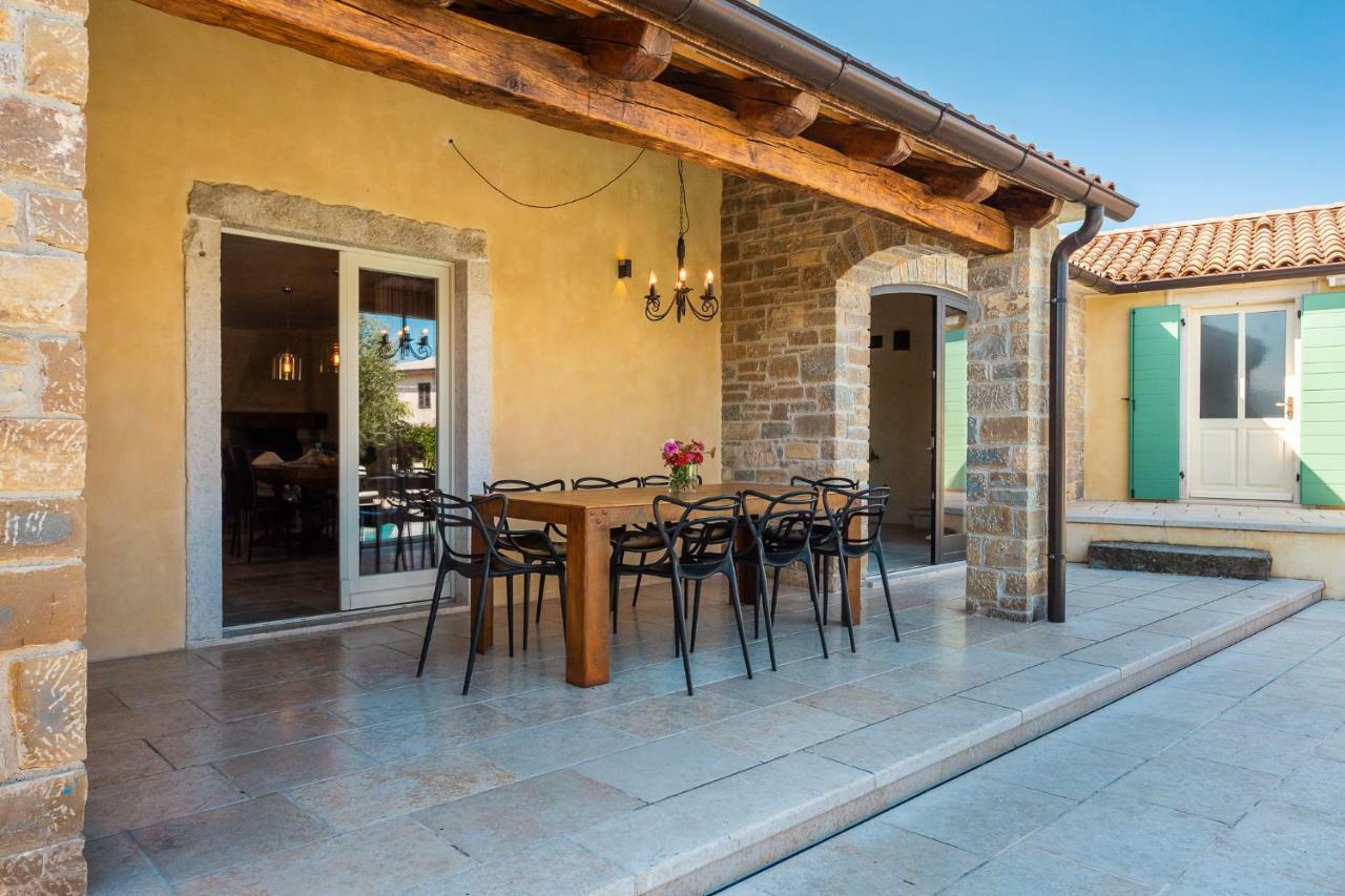 Villa Benvenuti Motovun Exterior foto